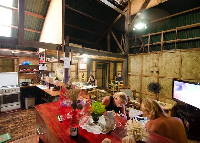 Coron Backpacker Guesthouse