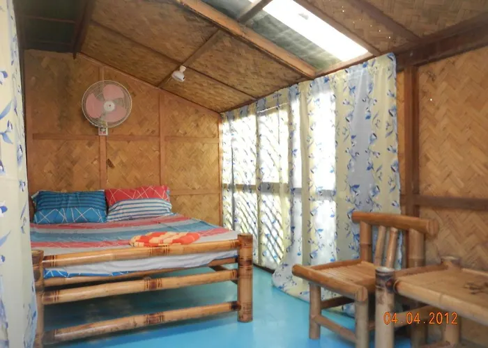 Coron Backpacker Guesthouse