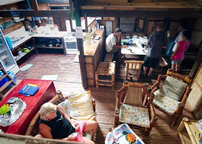Coron Backpacker Guesthouse
