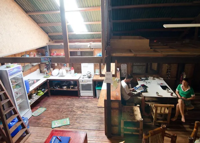 Coron Backpacker Guesthouse